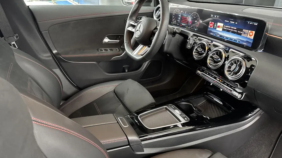 MERCEDES-BENZ CLA CLA 200 mHEV AMG Line 7G-DCT
