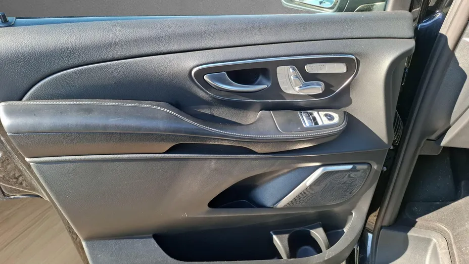 MERCEDES-BENZ V Klasa V 300 d 4-Matic Exclusive 9G-Tronic (długi)
