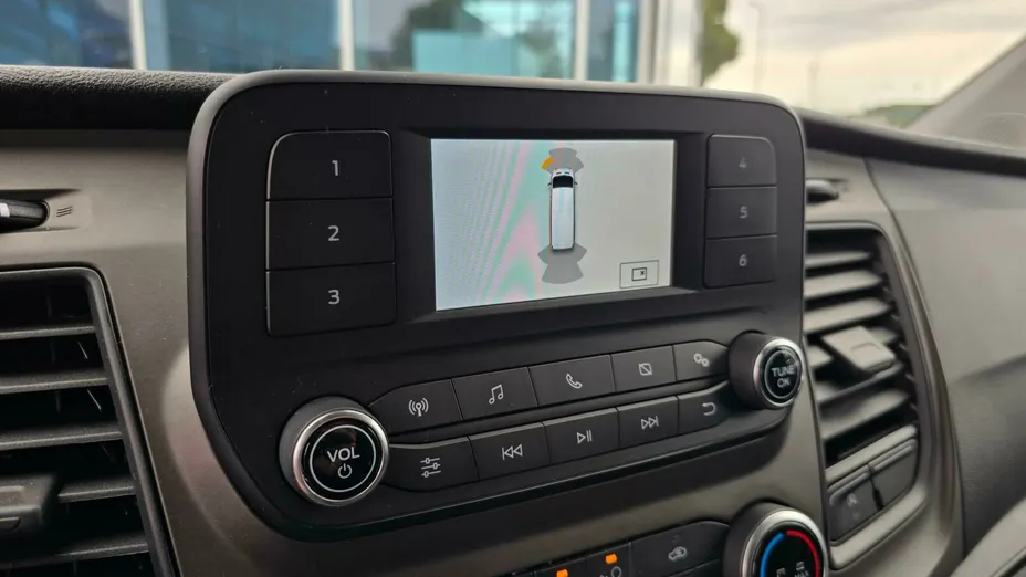 FORD Transit Custom Transit Custom 320 L2H1 Trend