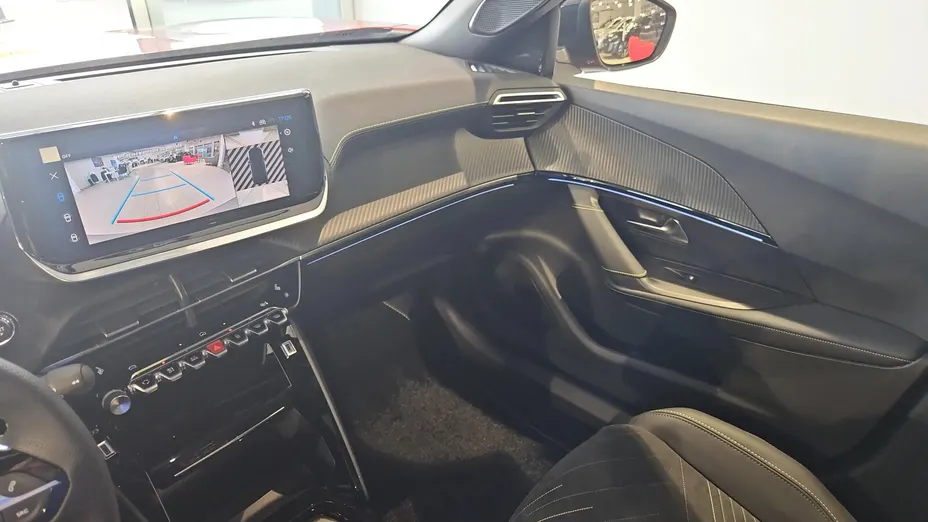 PEUGEOT 2008 2008 PureTech mHEV GT Exclusive e-DCS6 Nowy