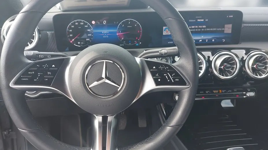 MERCEDES-BENZ CLA CLA 200 d Progressive 8G-DCT