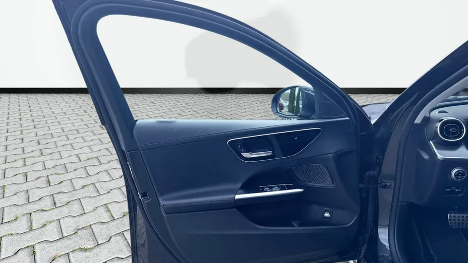 MERCEDES-BENZ C Klasa C 180 mHEV AMG