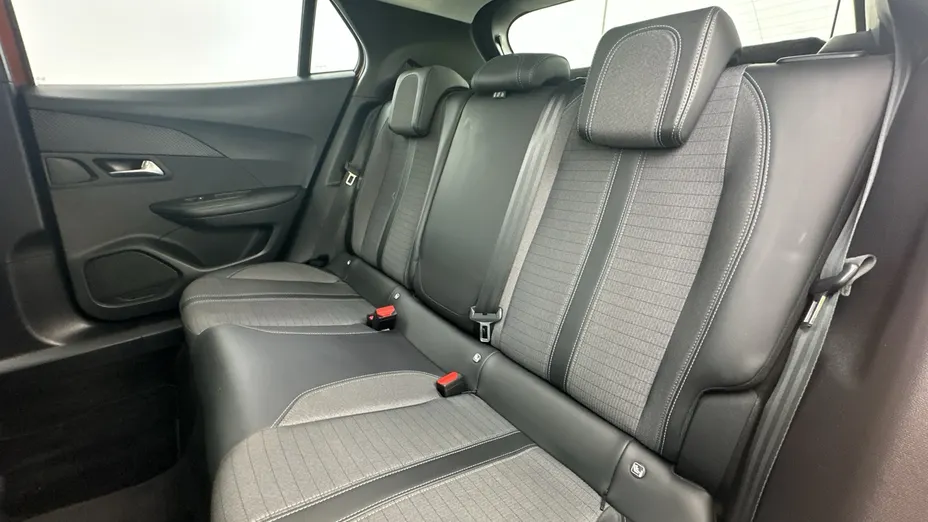 PEUGEOT 2008 -