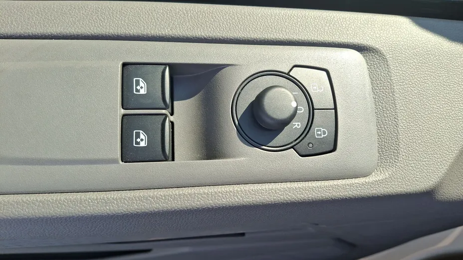 VOLKSWAGEN Transporter Transporter TDI L2 (skrzynia) Nowy