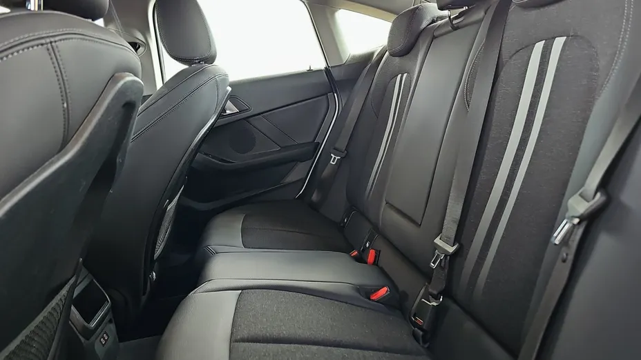 BMW Seria 2 220i xDrive Sport Line aut