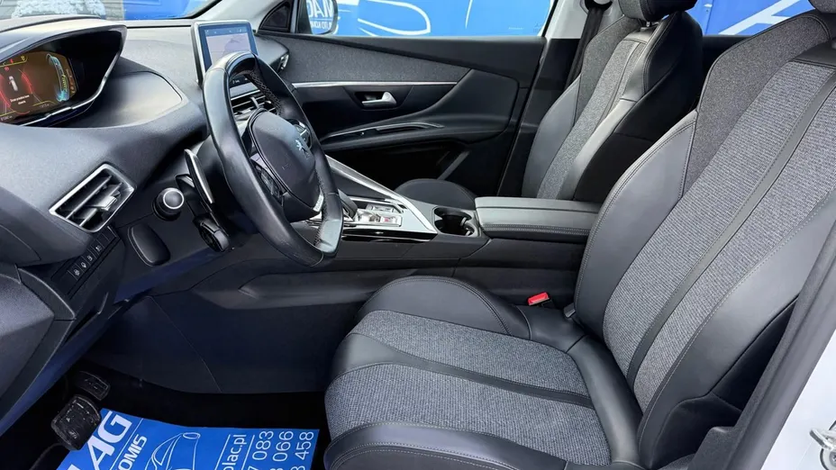 PEUGEOT 3008 -