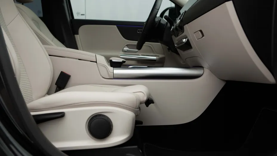 MERCEDES-BENZ GLA GLA 200 Progressive