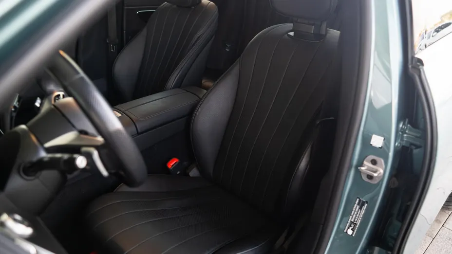 MERCEDES-BENZ E Klasa E 220 d mHEV 4-Matic AMG 9G-Tronic