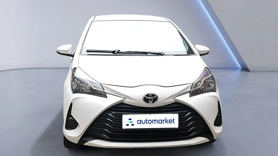 TOYOTA Yaris Yaris 1.5 Active