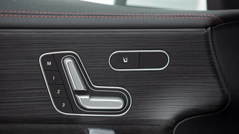 MERCEDES-BENZ CLA CLA 250 AMG Line 7G-DCT