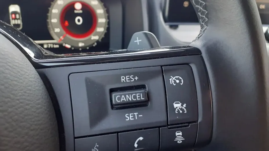 NISSAN Qashqai Qashqai 1.3 DIG-T mHEV N-Connecta Xtronic