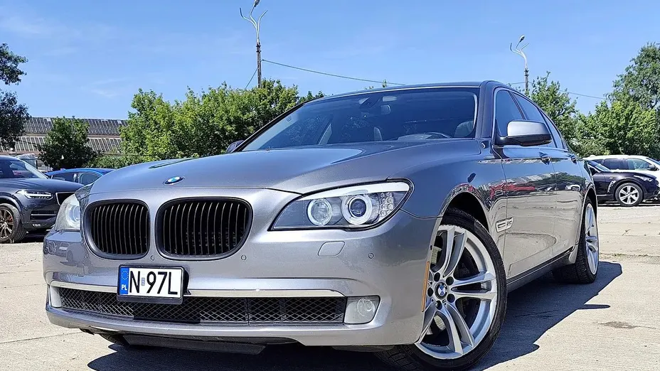 BMW Seria 7 750Li xDrive