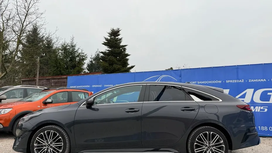 KIA ProCeed -