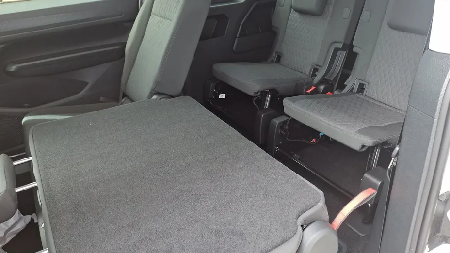 VOLKSWAGEN Caddy osobowy Caddy Maxi 1.5 TSI Life DSG Nowy