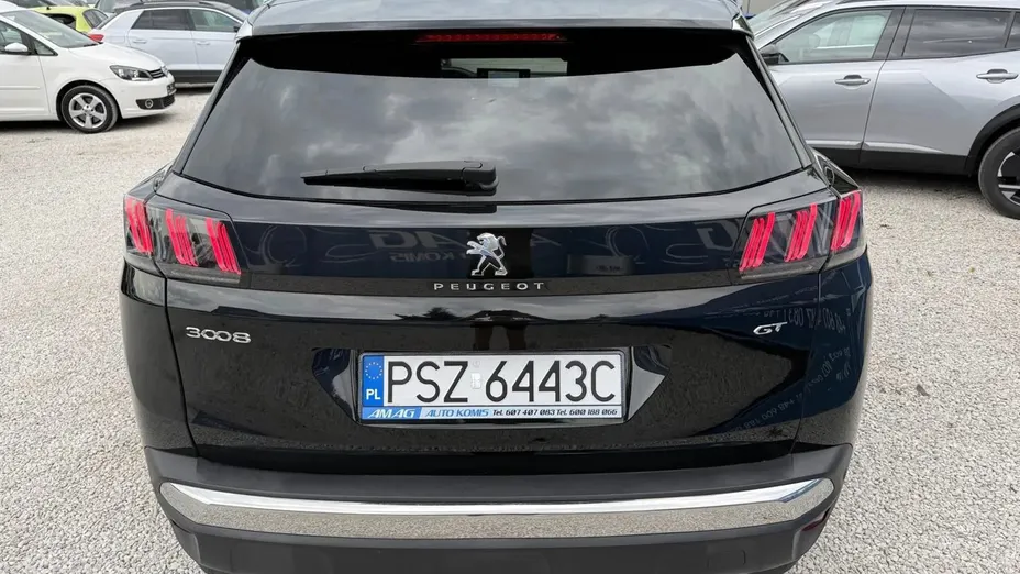 PEUGEOT 3008 -