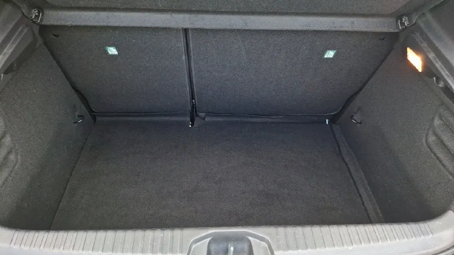 RENAULT Clio -
