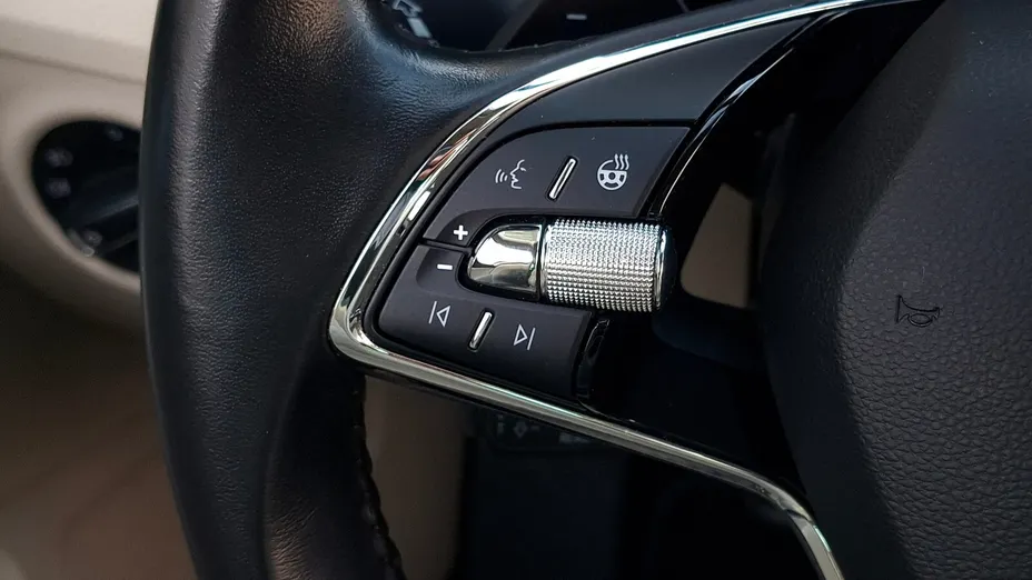 SKODA Superb Superb 2.0 TDI SCR Style DSG