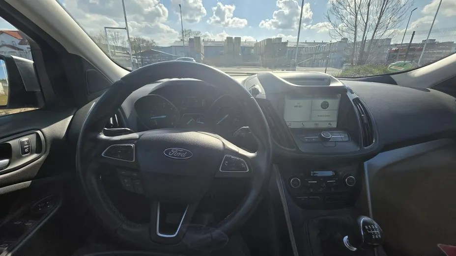 FORD Kuga -