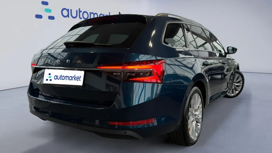 SKODA Superb Superb 2.0 TDI SCR Style DSG