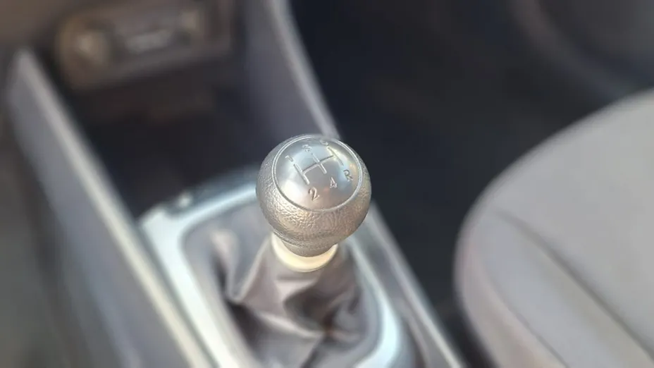 KIA Rio -