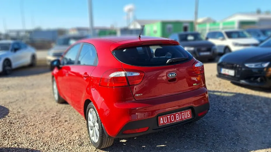 KIA Rio -