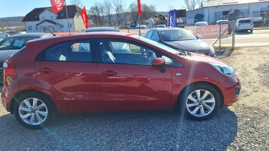 KIA Rio -