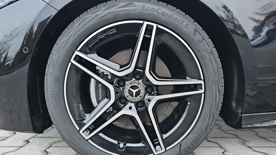 MERCEDES-BENZ A Klasa A 200 AMG Line 7G-DCT