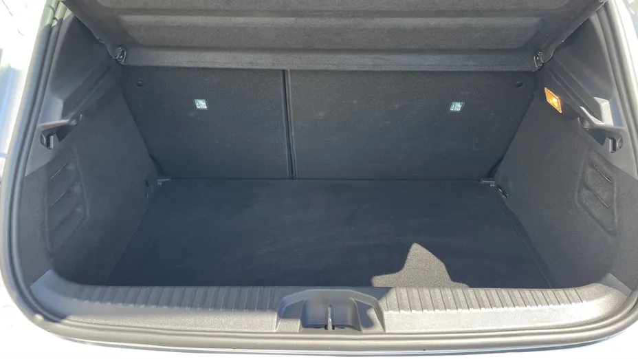 RENAULT Clio -