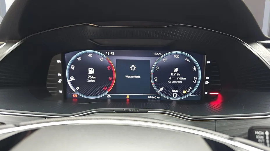 SKODA Superb Superb 2.0 TDI SCR Ambition