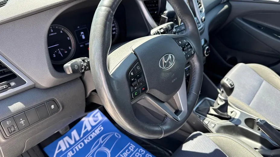 HYUNDAI Tucson -