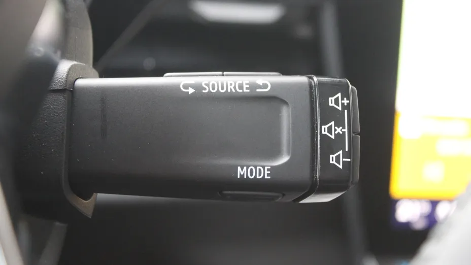 RENAULT Espace Espace 1.2 E-Tech Full Hybrid 200 Iconic MMT 7os.