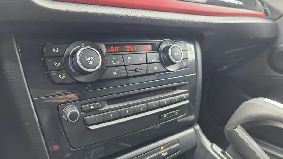 BMW X1 -
