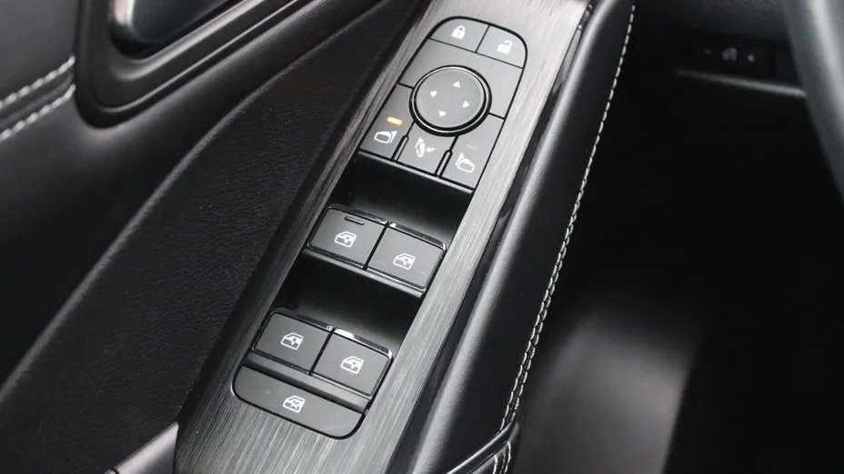 NISSAN Qashqai Qashqai 1.3 DIG-T mHEV N-Connecta Xtronic