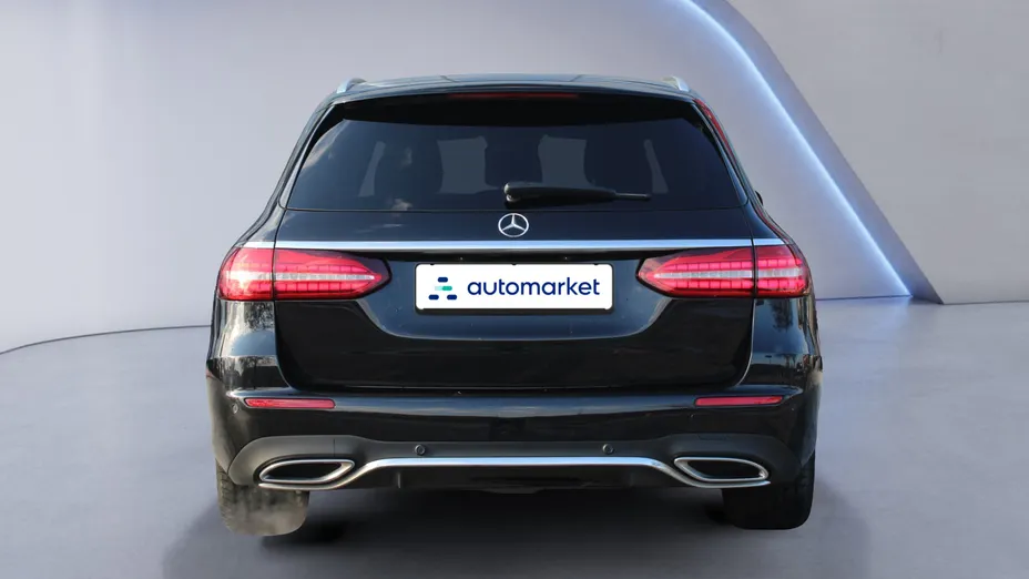 MERCEDES-BENZ E Klasa E 220 d 4-Matic 9G-TRONIC