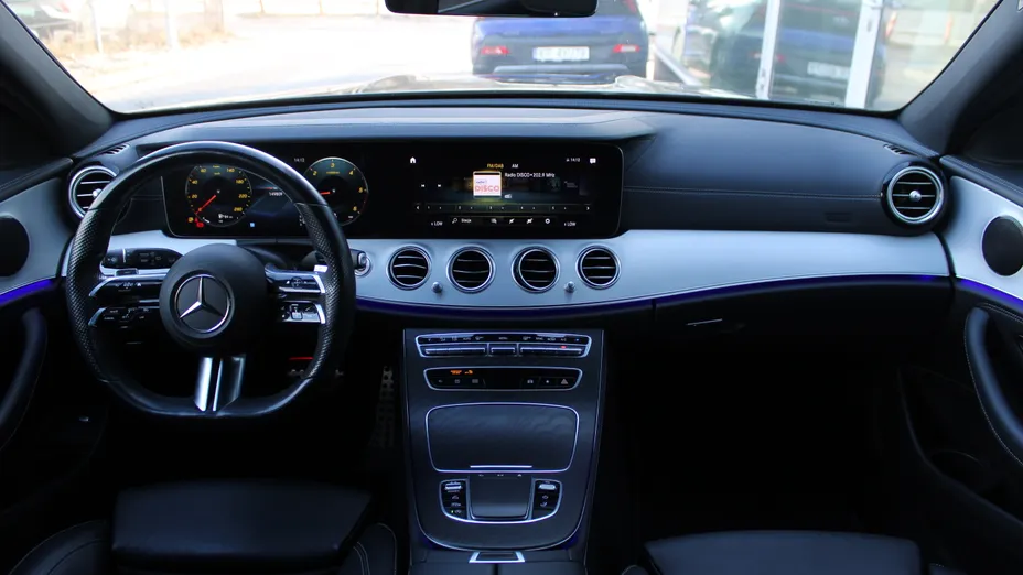 MERCEDES-BENZ E Klasa E 220 d 4-Matic 9G-TRONIC