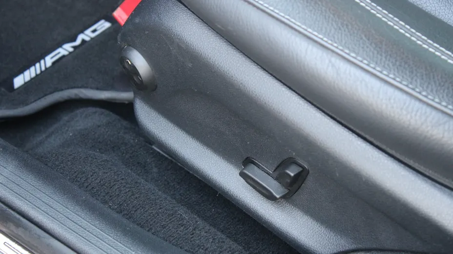 MERCEDES-BENZ E Klasa E 220 d 4-Matic 9G-TRONIC