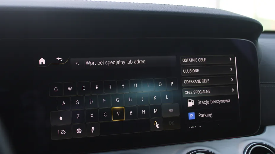 MERCEDES-BENZ E Klasa E 220 d 4-Matic 9G-TRONIC