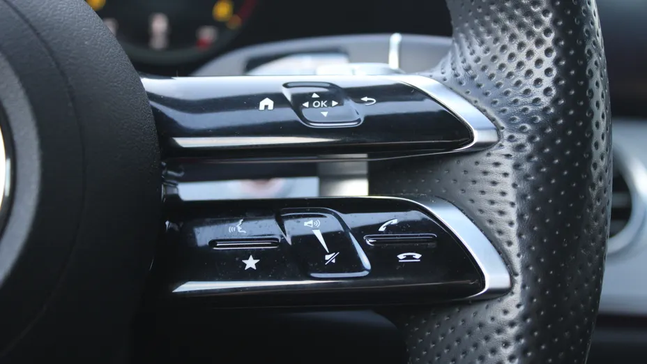 MERCEDES-BENZ E Klasa E 220 d 4-Matic 9G-TRONIC