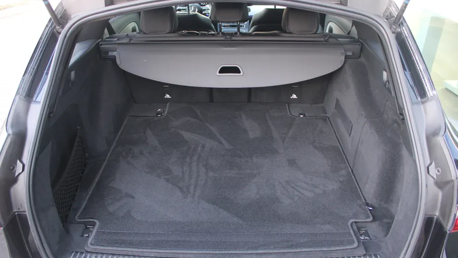 MERCEDES-BENZ E Klasa E 220 d 4-Matic 9G-TRONIC