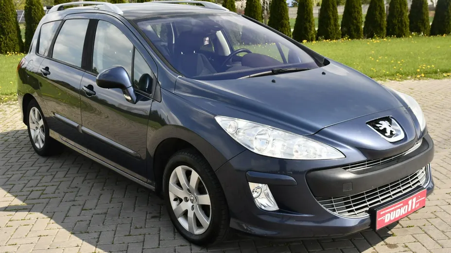 PEUGEOT 308 -