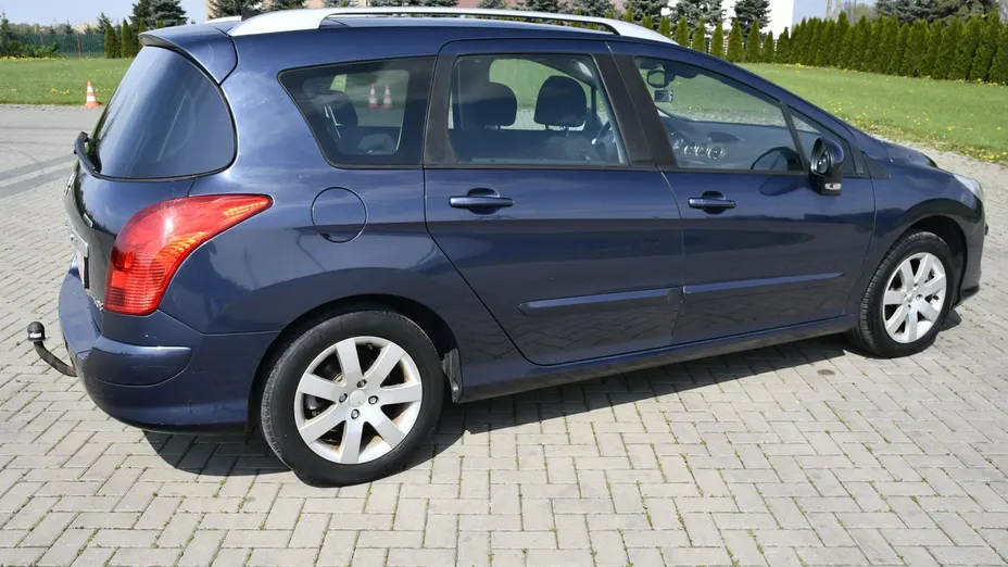 PEUGEOT 308 -