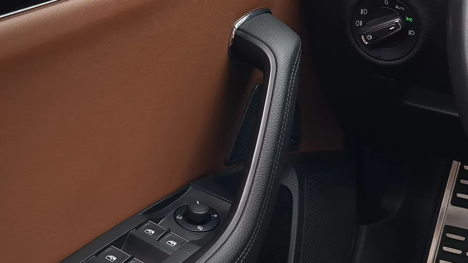 SKODA Superb Superb 2.0 TDI SCR 4x4 L&K DSG