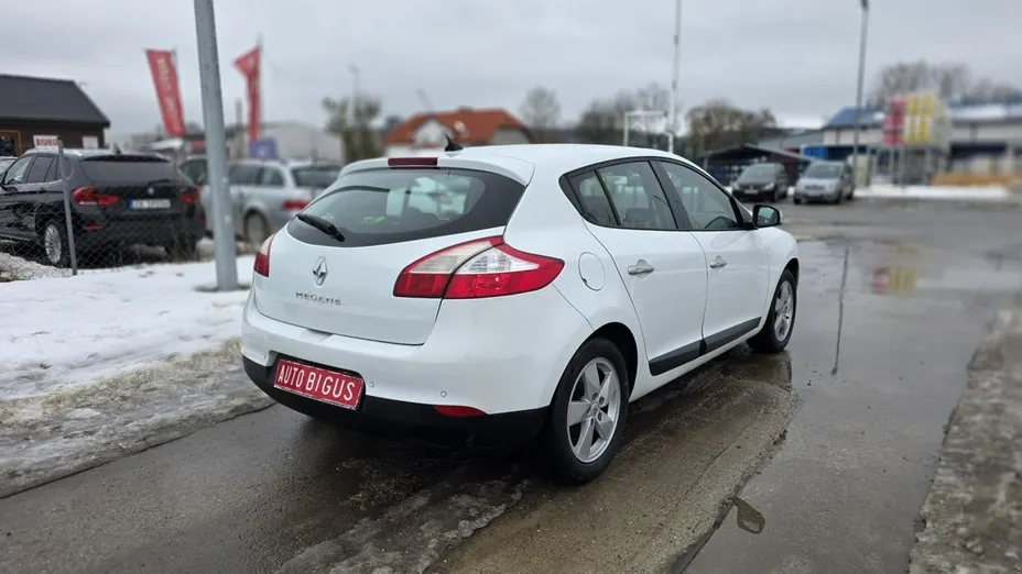 RENAULT Megane -