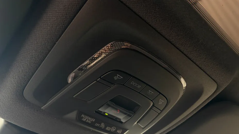 TOYOTA C-HR C-HR 2.0 PHEV Dynamic Force Tokyo Edition