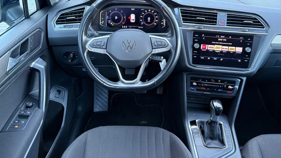 VOLKSWAGEN Tiguan Allspace -