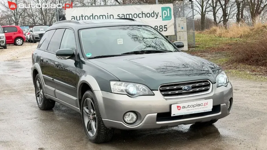 SUBARU Outback -