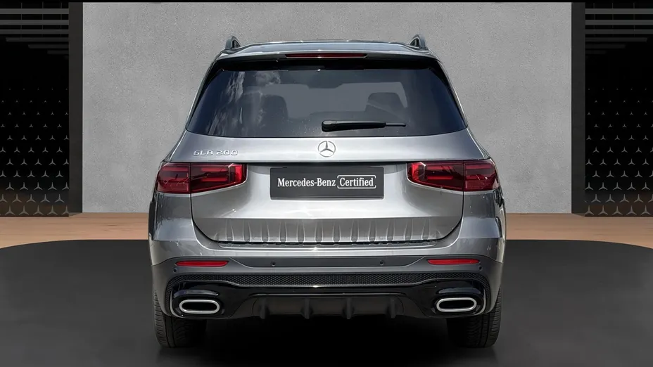 MERCEDES-BENZ GLB GLB 200 mHEV AMG Line 7G-DCT