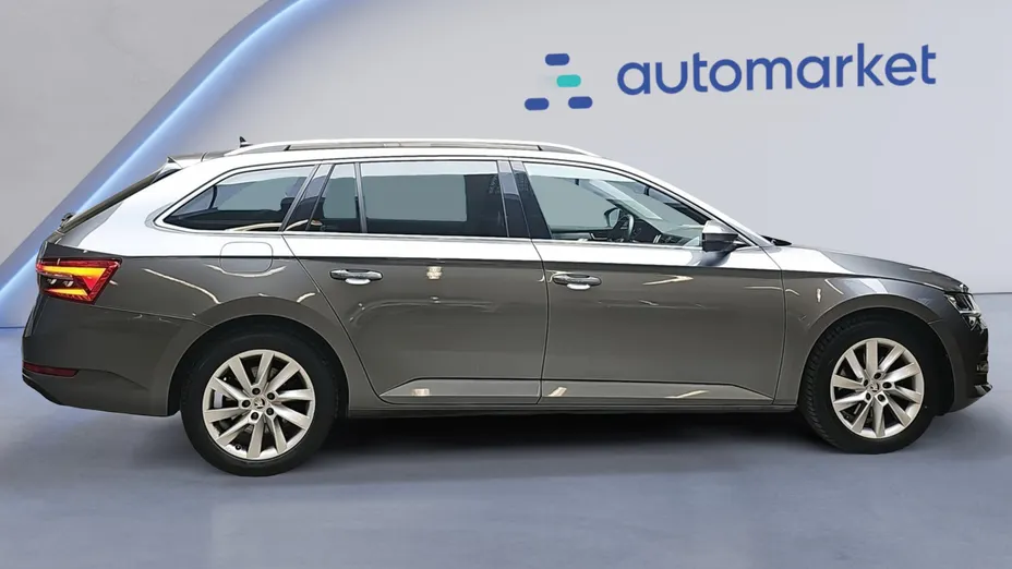 SKODA Superb Superb 2.0 TDI SCR Ambition