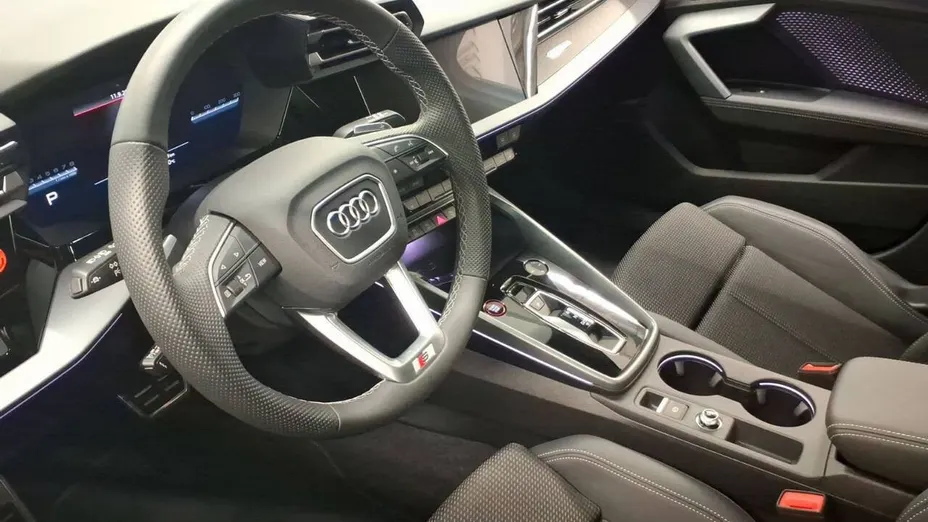 AUDI S3 Sportback -