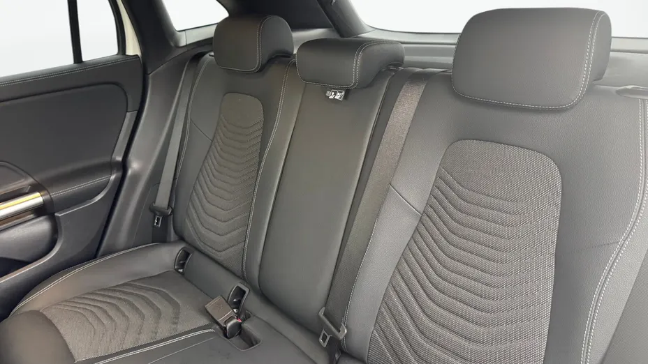 MERCEDES-BENZ GLA GLA 200 mHEV Progressive 7G-DCT